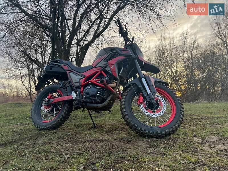 Мотоцикл Туризм Spark SP 300T-1 2024 в Калуше фото 4 Мотоцикл Туризм Spark SP 300T-1 2024 в Калуше