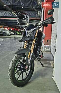 Мотоцикл Без обтекателей (Naked bike) Spark SP 300T-2 2023 в 