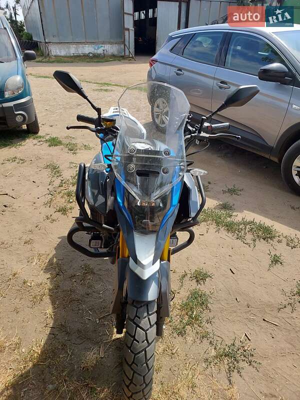 Мотоцикл Туризм Spark SP 300T-3 2025 в 