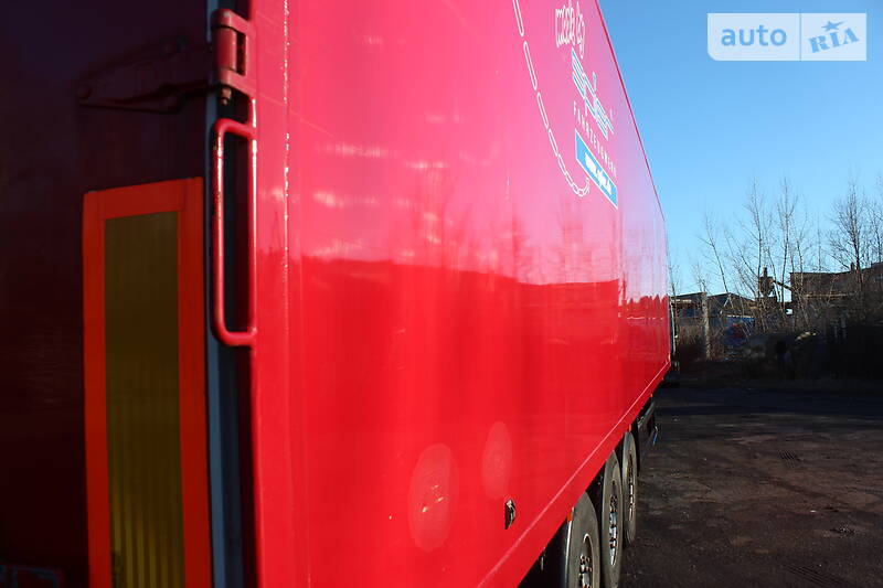 Изотермическая будка Spier AGL 2002 в Хусте