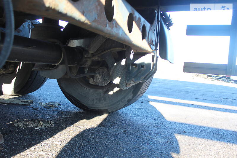 Изотермическая будка Spier AGL 2002 в Хусте