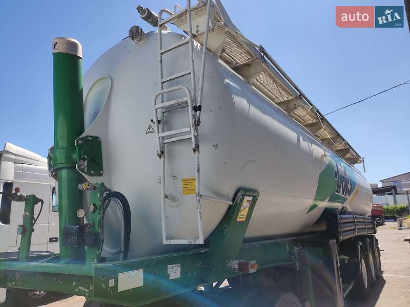 Зерновоз - полуприцеп Spitzer S27DS 2001 в Ровно фото 7 Зерновоз - полуприцеп Spitzer S27DS 2001 в Ровно