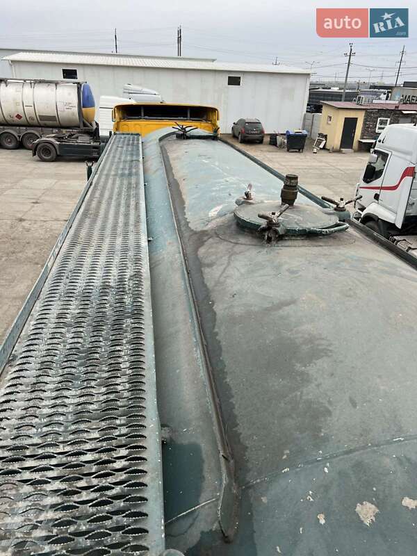 Цистерна полуприцеп Spitzer SF 1992 в Одессе