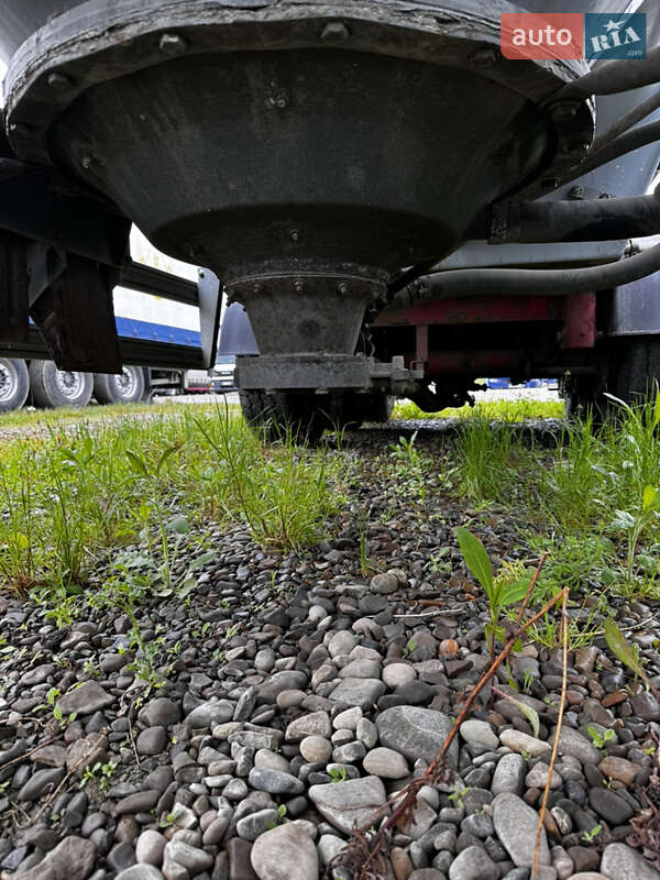 Цементовоз Spitzer SF 1994 в Чернівцях