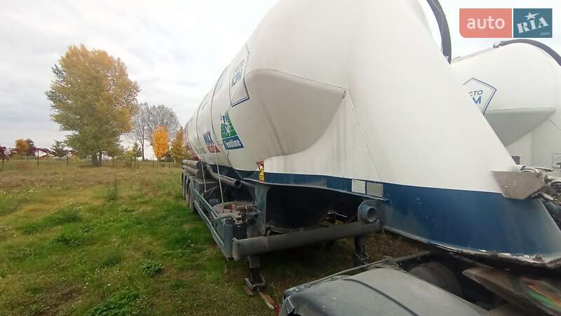 Цистерна полуприцеп Spitzer SF 2002 в Полтаве