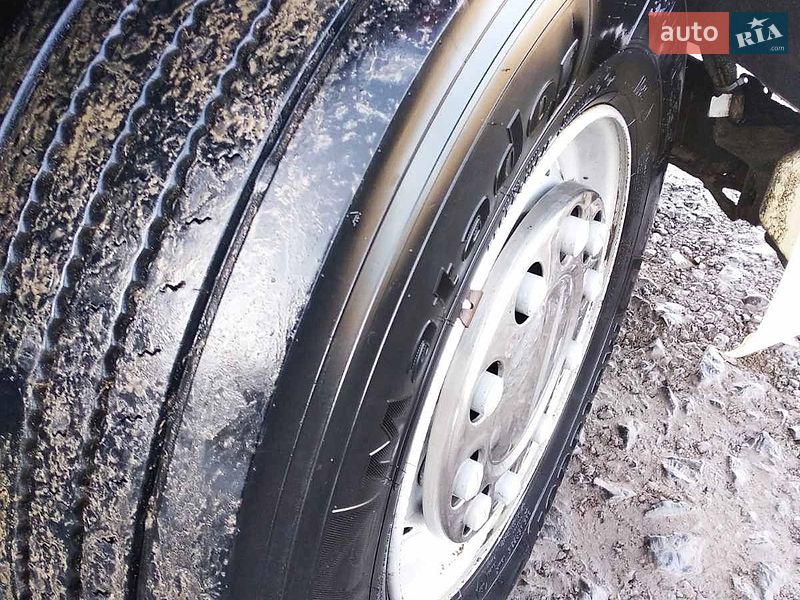 Цистерна полуприцеп Spitzer SF 2006 в Луцке
