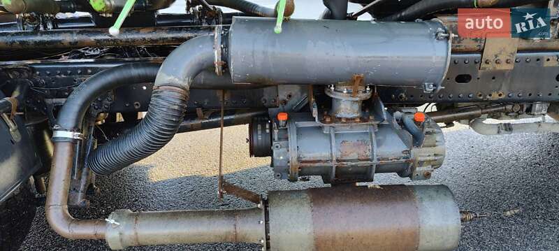 Цистерна Spitzer Silos 1999 в Глыбокой