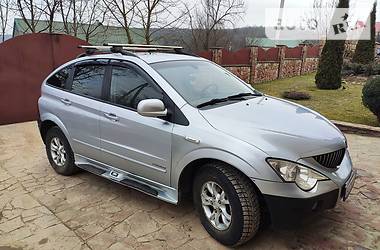 Позашляховик / Кросовер SsangYong Actyon 2009 в 