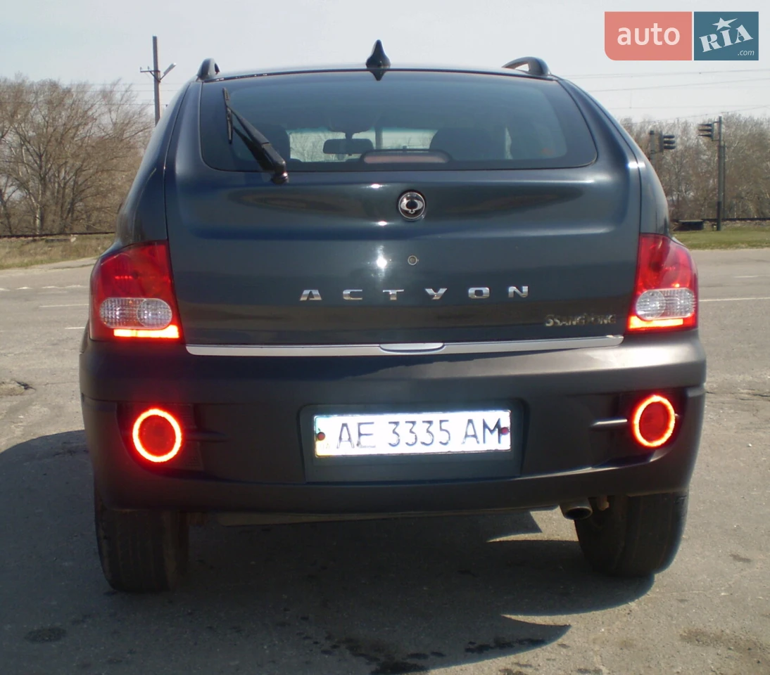 2010 SsangYong Actyon - мініатюра 15