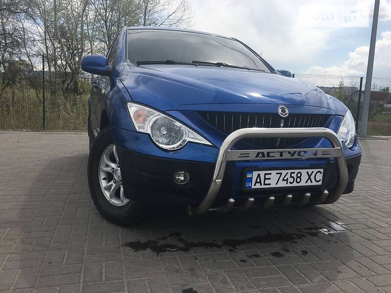 Седан SsangYong Actyon 2010 в Днепре