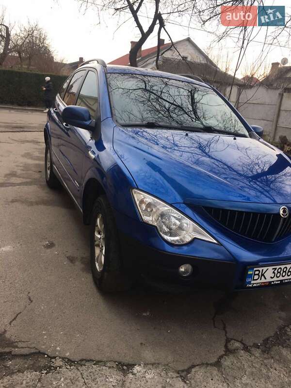 Позашляховик / Кросовер SsangYong Actyon 2010 в Рівному