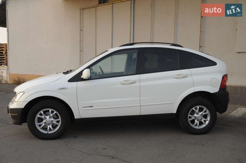 Внедорожник / Кроссовер SsangYong Actyon 2010 в Львове