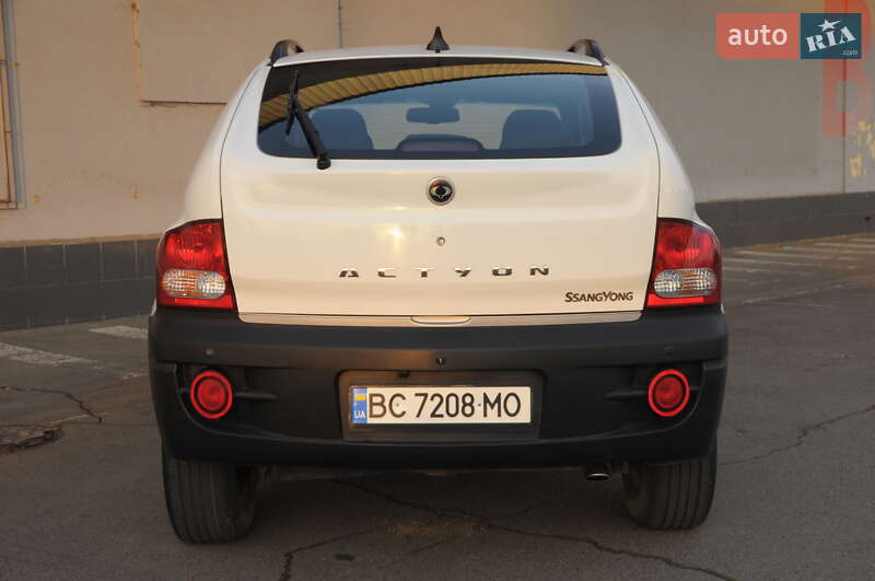 Внедорожник / Кроссовер SsangYong Actyon 2010 в Львове
