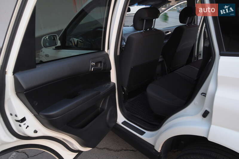 Внедорожник / Кроссовер SsangYong Actyon 2010 в Львове