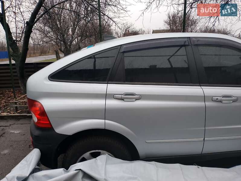 Позашляховик / Кросовер SsangYong Actyon 2010 в Краматорську