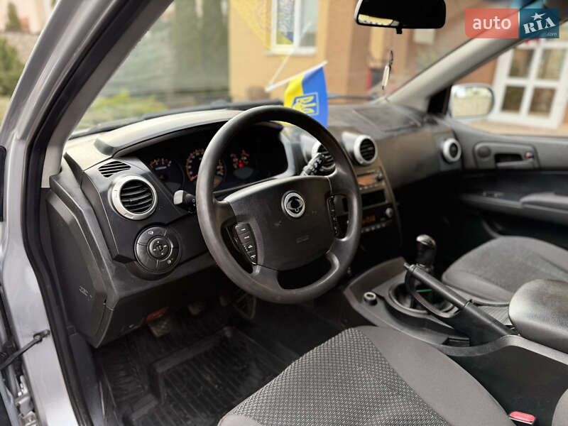 Позашляховик / Кросовер SsangYong Actyon 2008 в Тернополі