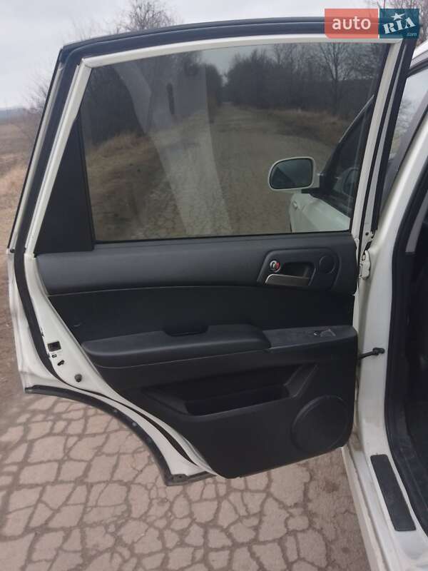Позашляховик / Кросовер SsangYong Actyon 2011 в Умані фото 16 Позашляховик / Кросовер SsangYong Actyon 2011 в Умані
