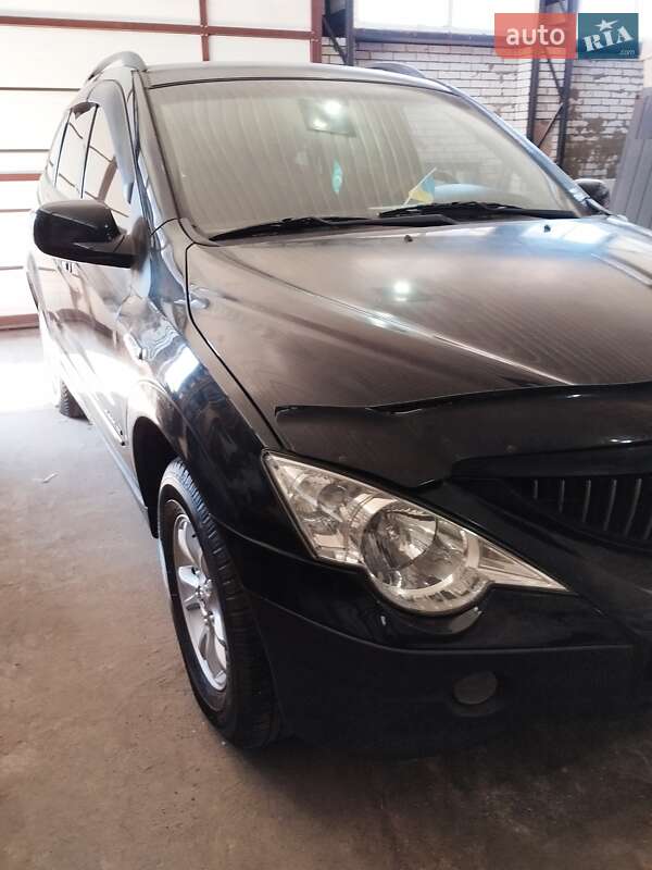Внедорожник / Кроссовер SsangYong Actyon 2009 в Киеве
