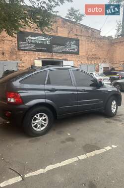 Позашляховик / Кросовер SsangYong Actyon 2012 в 