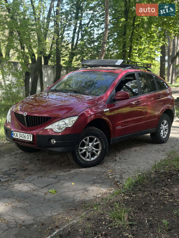 Позашляховик / Кросовер SsangYong Actyon 2008 в 