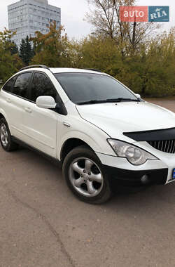 Позашляховик / Кросовер SsangYong Actyon 2009 в 