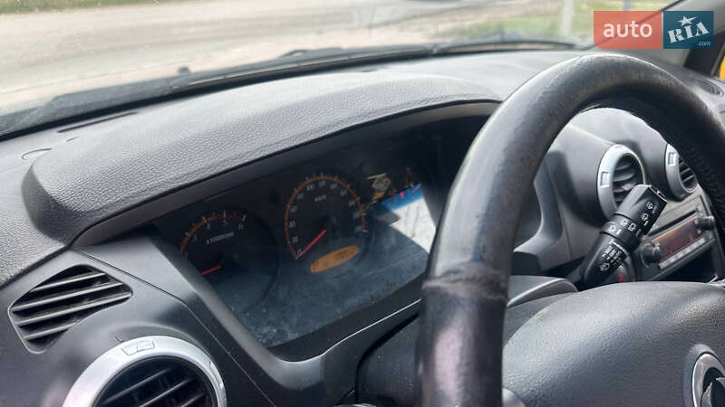 Позашляховик / Кросовер SsangYong Actyon 2008 в Києві