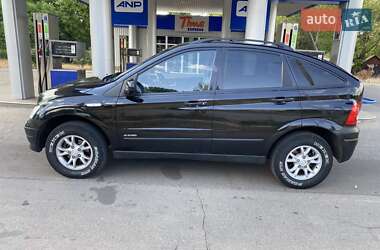 Позашляховик / Кросовер SsangYong Actyon 2008 в 