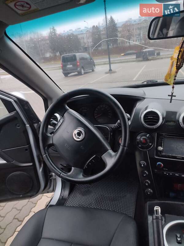 Позашляховик / Кросовер SsangYong Actyon 2008 в Львові фото 28 Позашляховик / Кросовер SsangYong Actyon 2008 в Львові