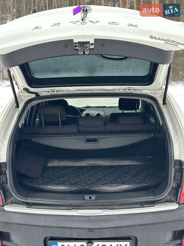 Позашляховик / Кросовер SsangYong Actyon 2011 в Житомирі