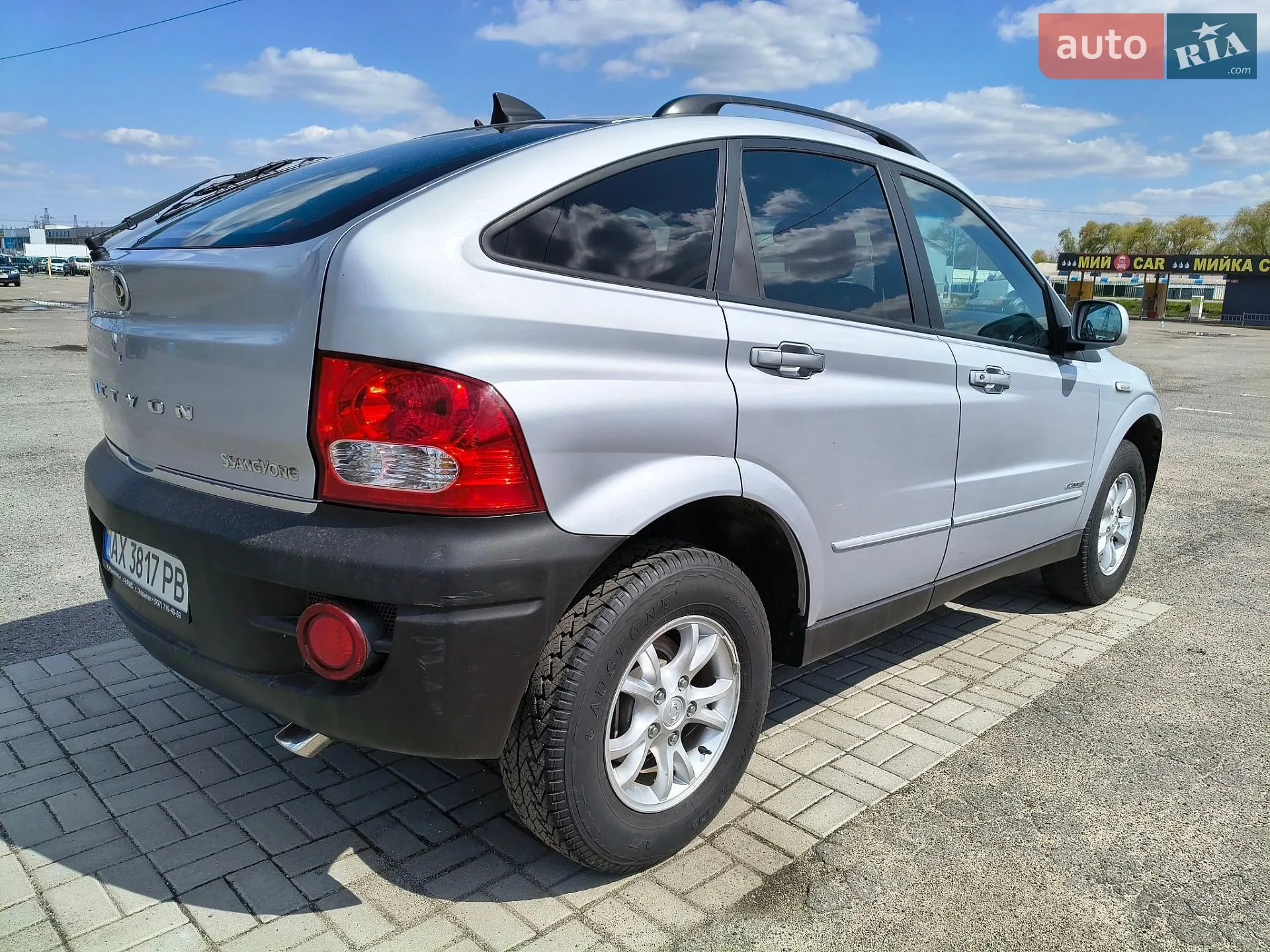 2010 SsangYong Actyon - мініатюра 7