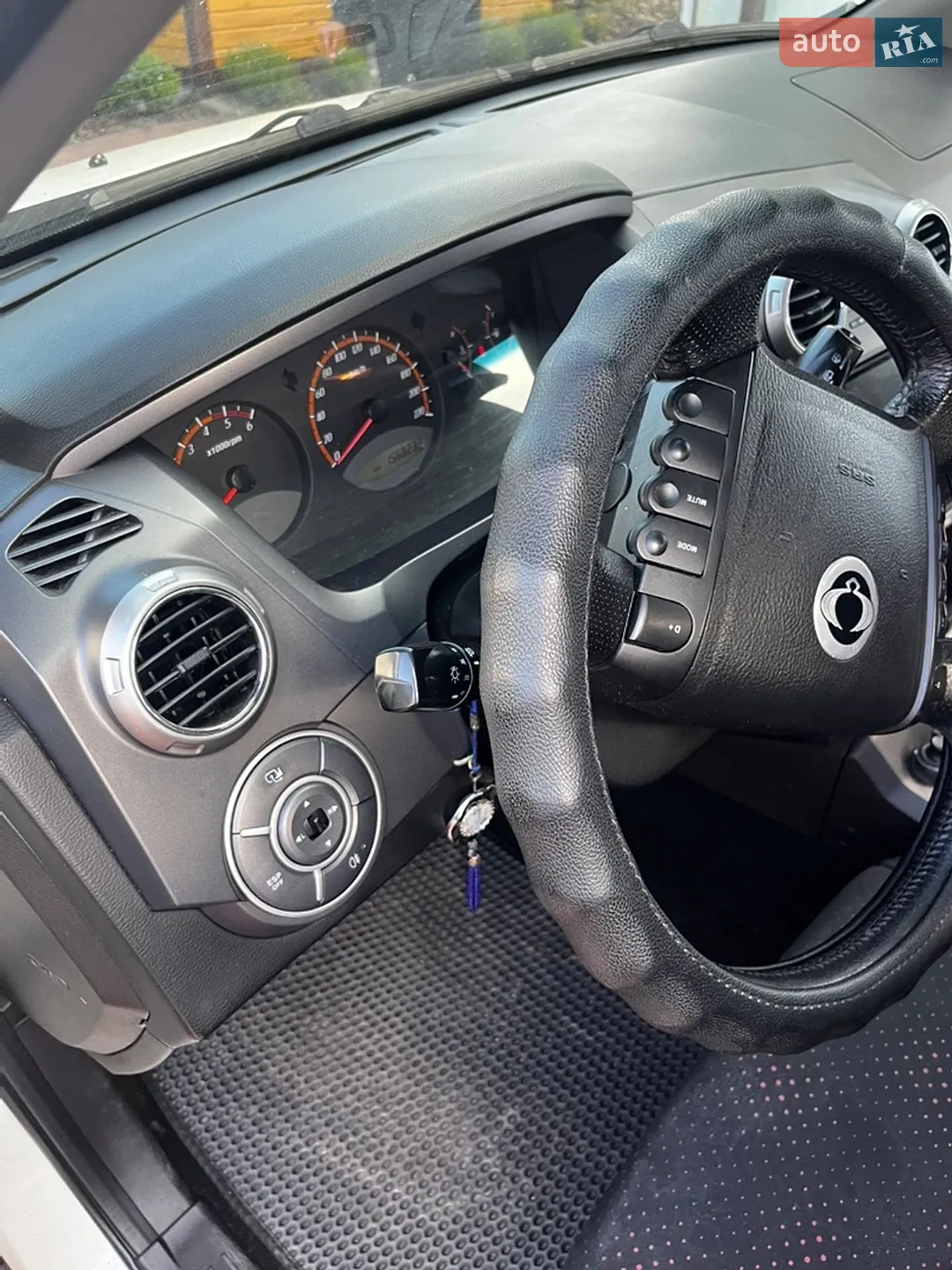 2011 SsangYong Actyon - мініатюра 18
