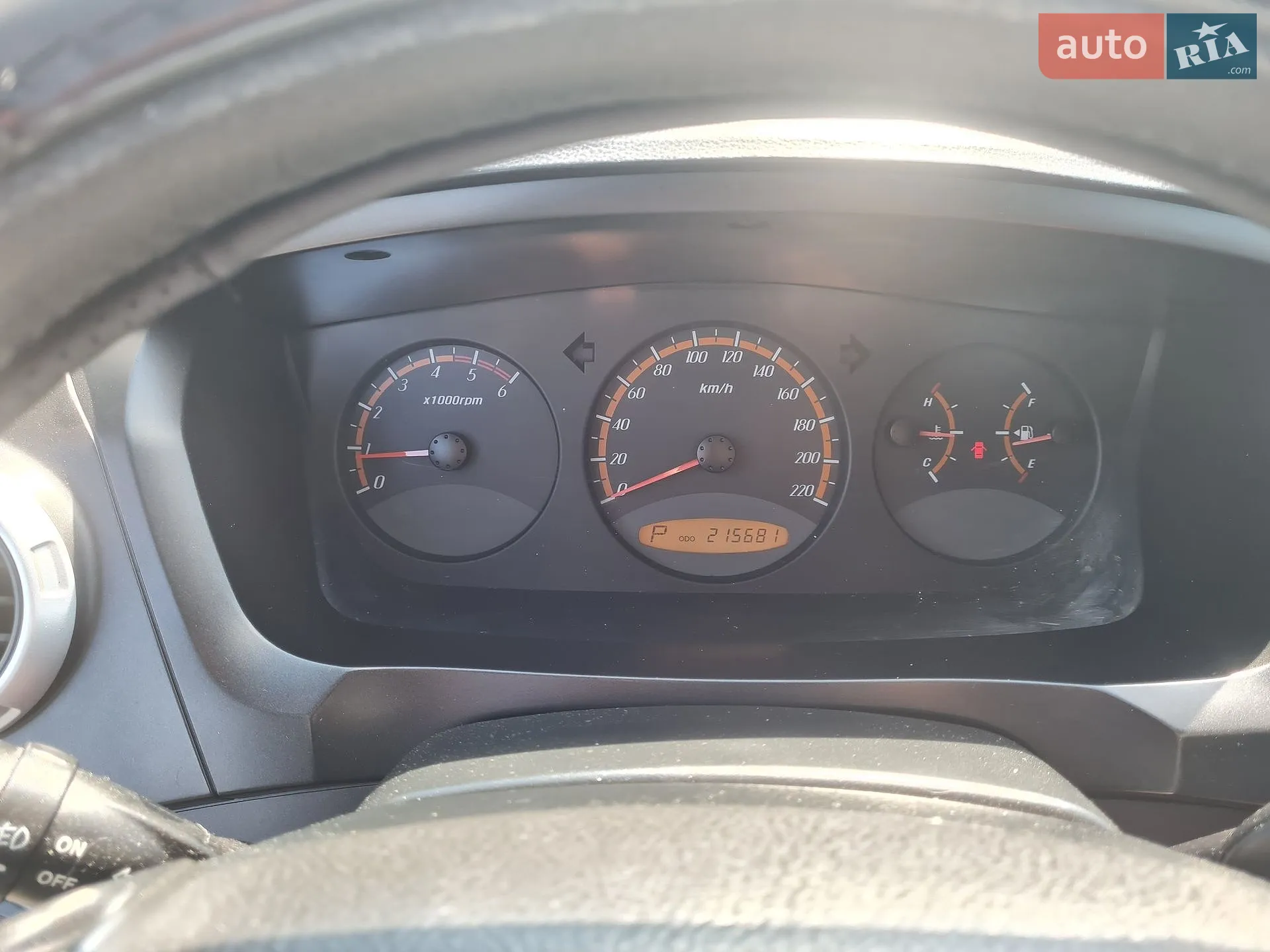 2010 SsangYong Actyon - мініатюра 17