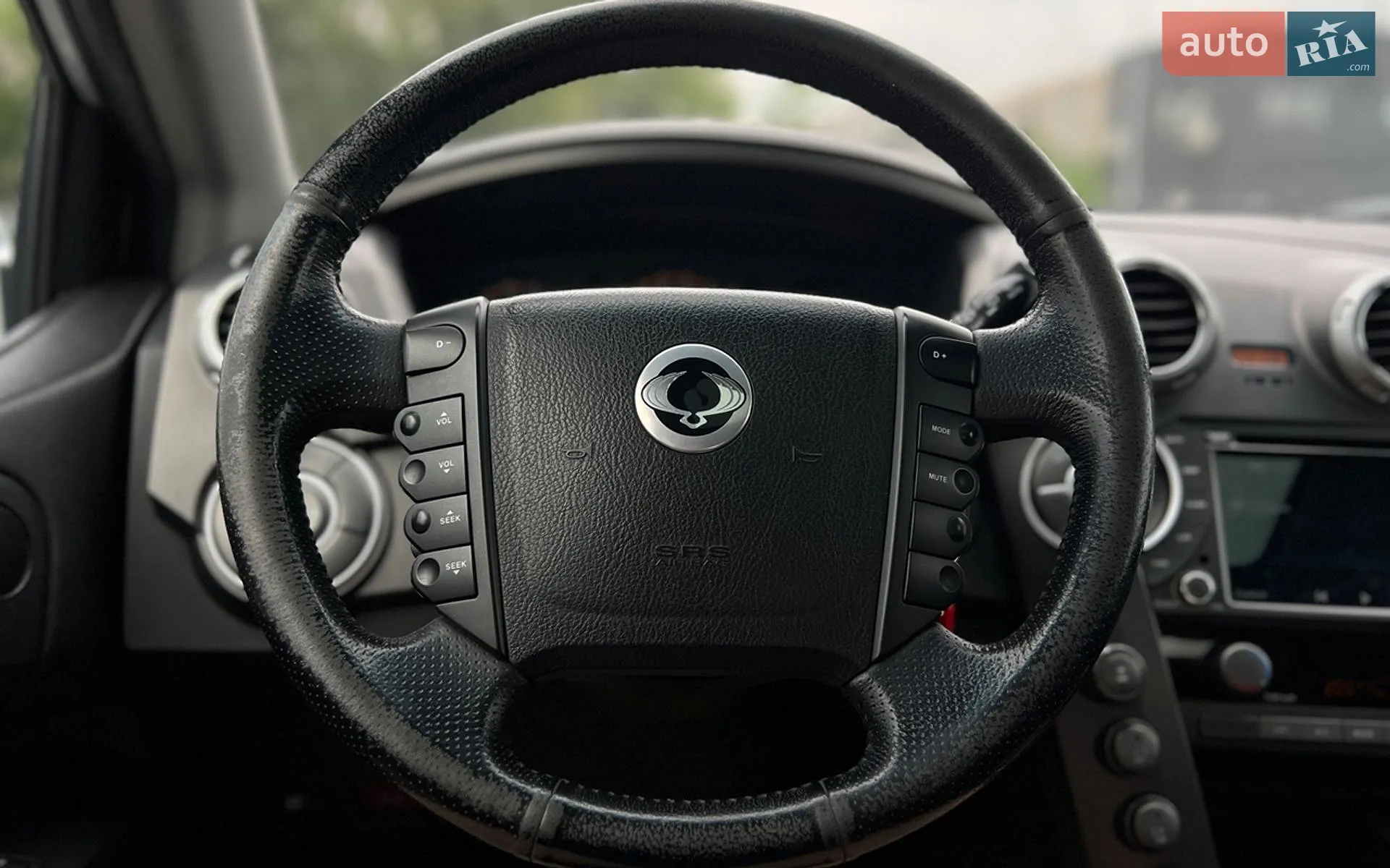 2010 SsangYong Actyon - мініатюра 10