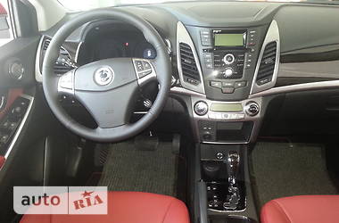 Внедорожник / Кроссовер SsangYong Korando 2014 в 