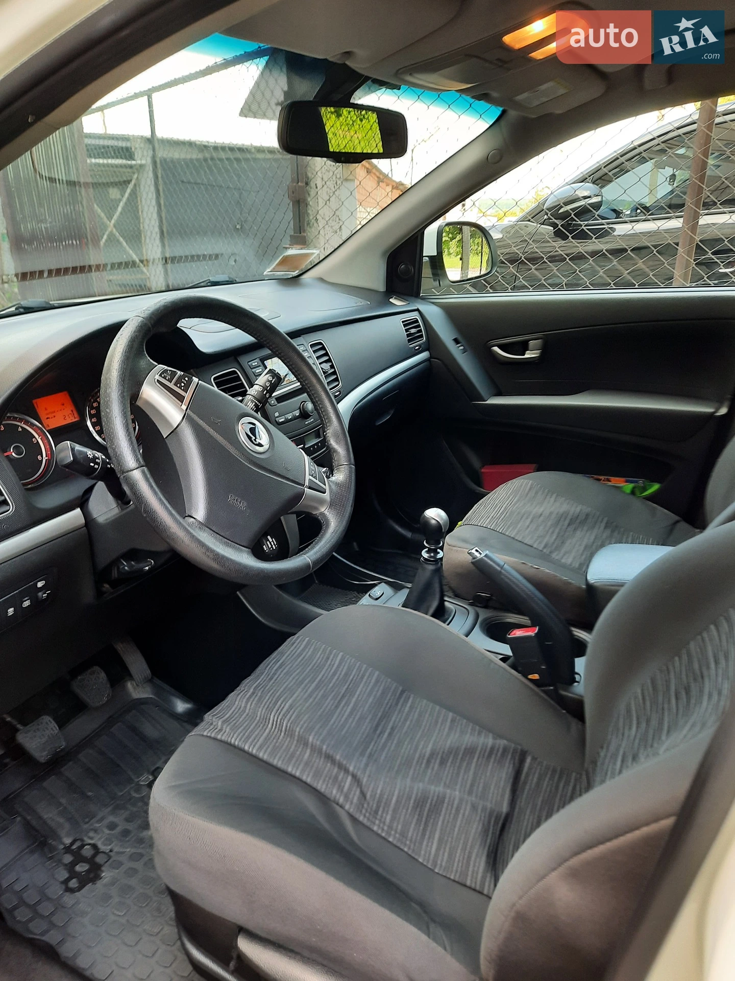 2011 SsangYong Korando - мініатюра 2