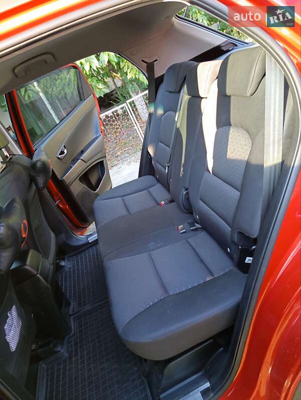 Седан SsangYong Korando 2011 в Кривом Роге