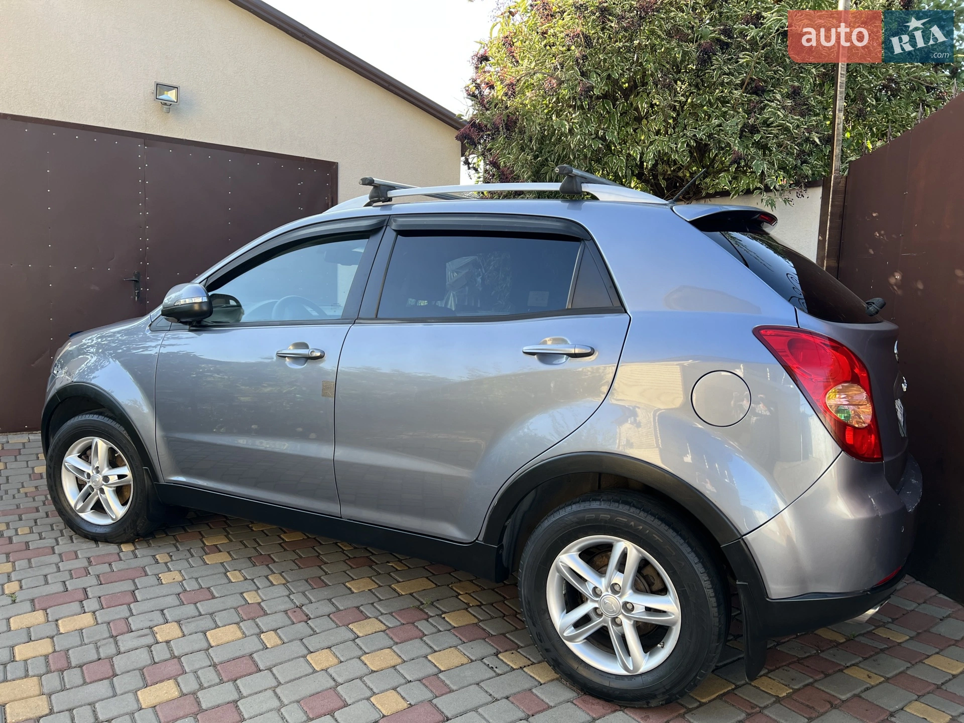 2011 SsangYong Korando - мініатюра 12