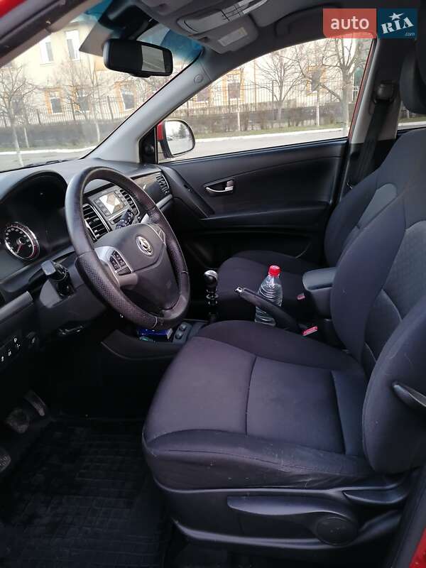 Внедорожник / Кроссовер SsangYong Korando 2012 в Киеве