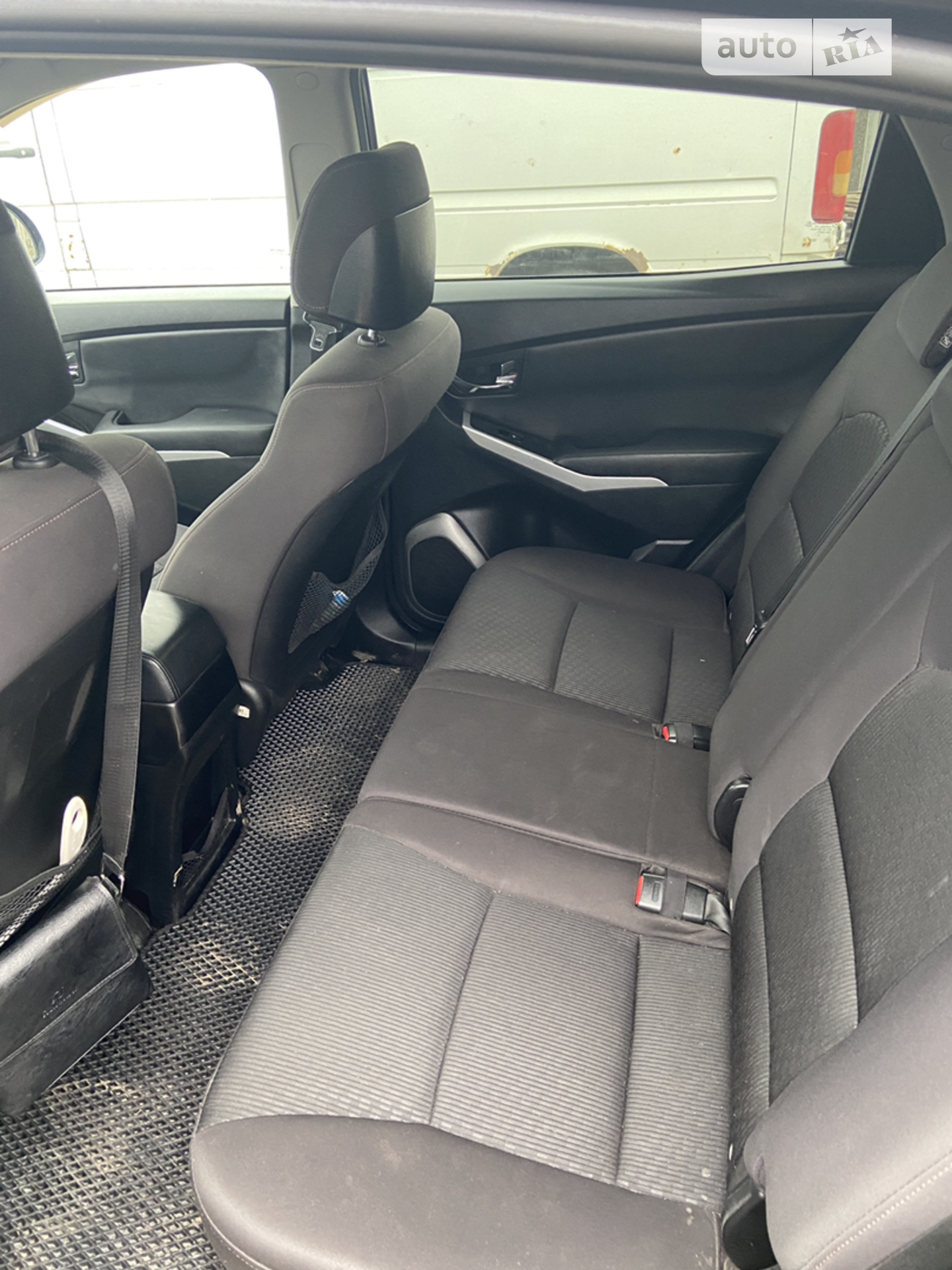 2014 SsangYong Korando - мініатюра 7