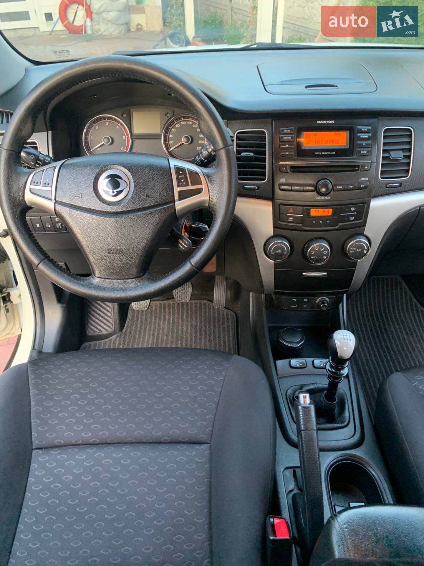 2011 SsangYong Korando - мініатюра 10
