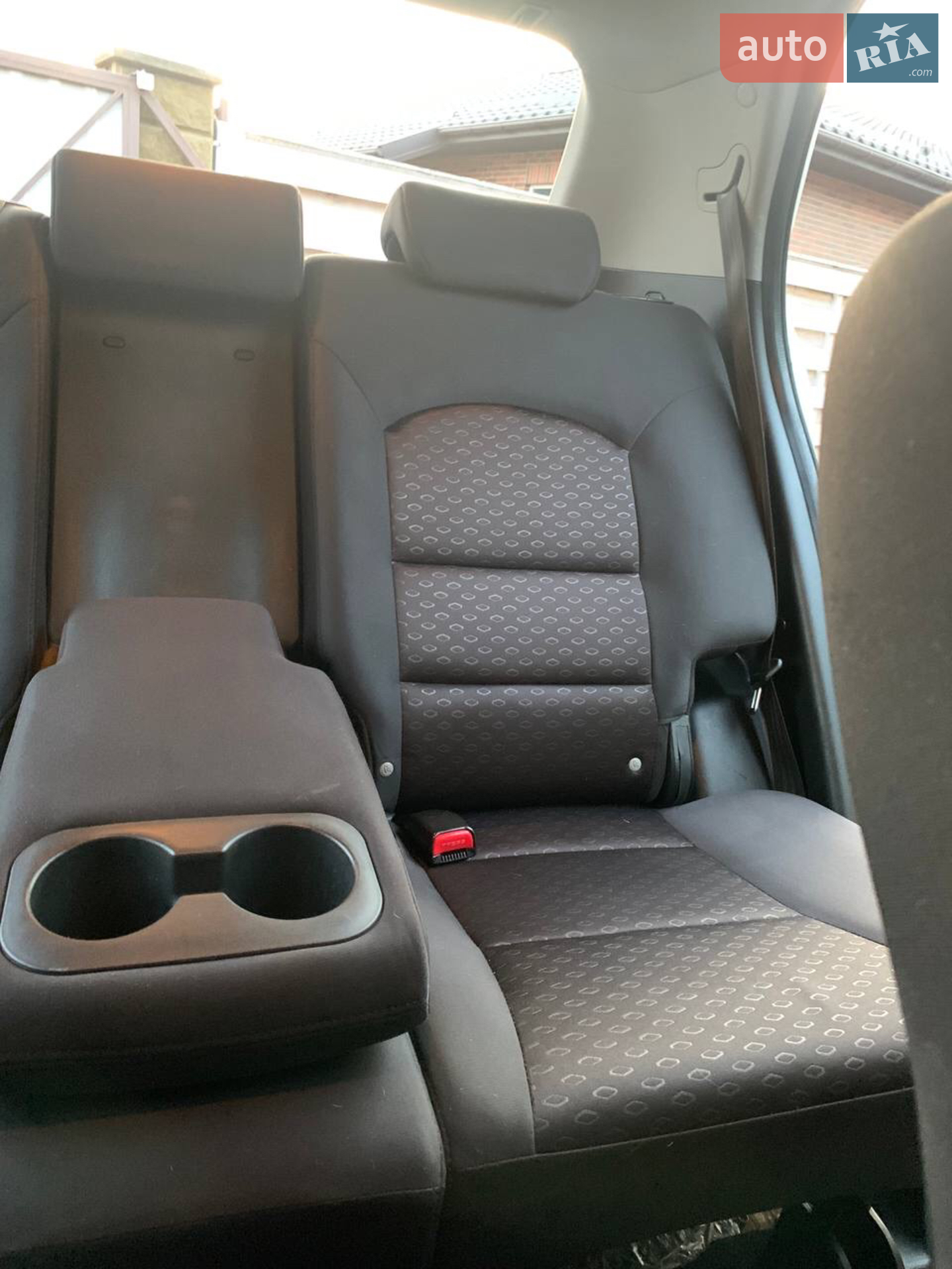 2011 SsangYong Korando - мініатюра 17
