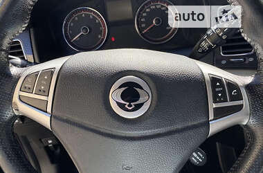 Внедорожник / Кроссовер SsangYong Korando 2012 в Софиевской Борщаговке