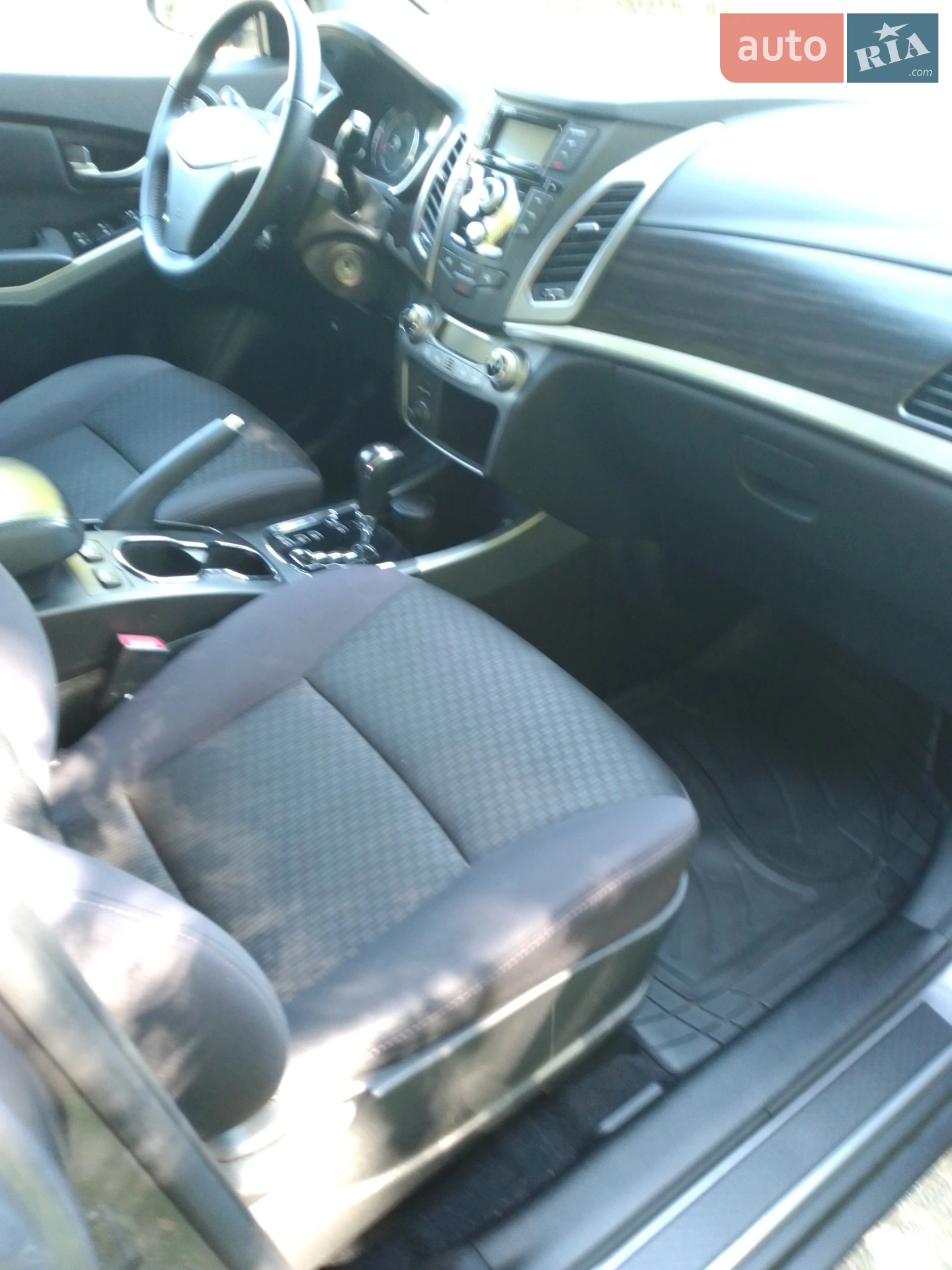 2013 SsangYong Korando - мініатюра 12