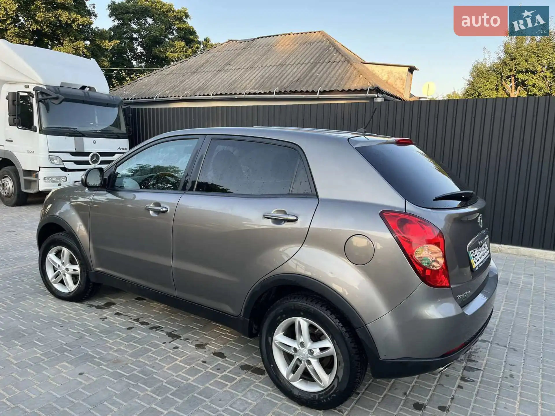 2012 SsangYong Korando - мініатюра 4