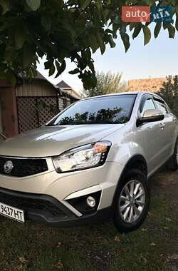 Позашляховик / Кросовер SsangYong Korando 2014 в 