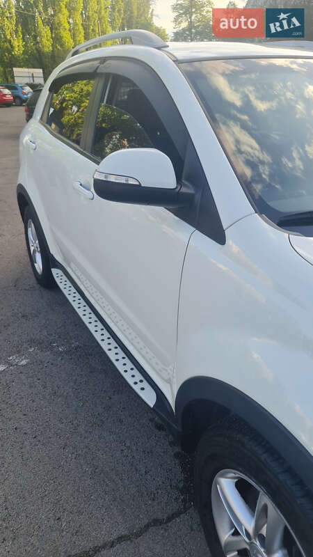 Внедорожник / Кроссовер SsangYong Korando 2013 в Киеве фото 9 Внедорожник / Кроссовер SsangYong Korando 2013 в Киеве