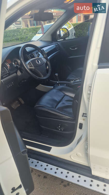 Внедорожник / Кроссовер SsangYong Korando 2013 в Киеве фото 12 Внедорожник / Кроссовер SsangYong Korando 2013 в Киеве
