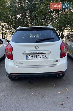 Внедорожник / Кроссовер SsangYong Korando 2012 в 
