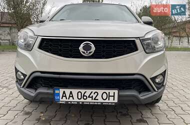 Позашляховик / Кросовер SsangYong Korando 2013 в 