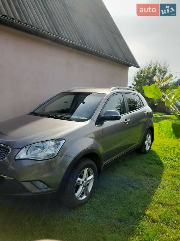 Внедорожник / Кроссовер SsangYong Korando 2012 в Славутиче